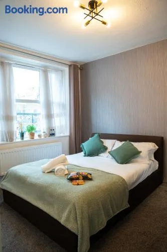 One Bed Apartment Near Liverpool Street - Image 1