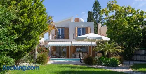 Villa Albina - Elegant 3BR Retreat with Private Pool near Coral Bay - Image 1