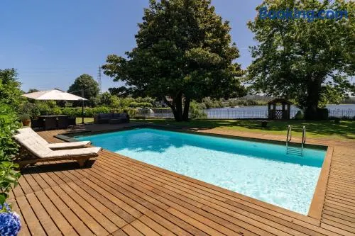 Casa da Barca do Lago - Image 1