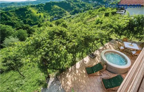 0-Bedroom Holiday Home In Jastrebarsko - Image 1