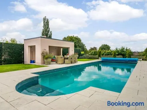 2 Bed in Cranbrook oc-51229 - Image 1
