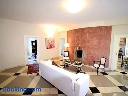 Gess Etna Home - Image 1