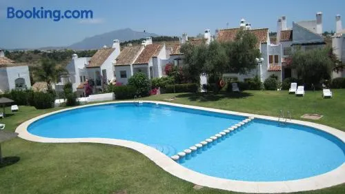 Bel Air - Image 1