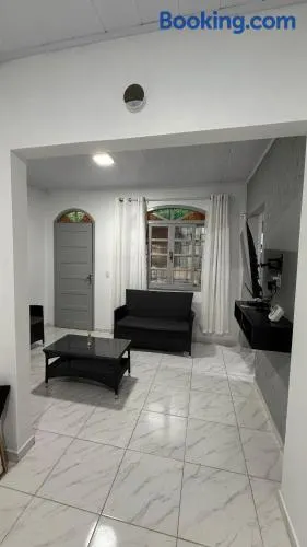 Casa para 4 pessoas, 650m da praia de Ponta das Canas, Florianópolis - Image 1