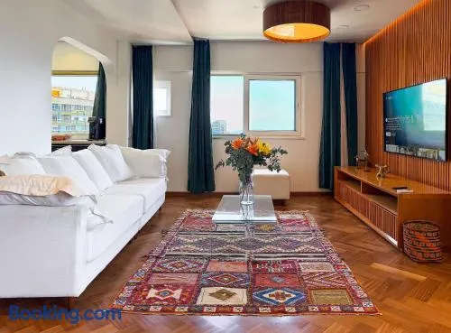 HR.171- Loft contemporâneo de 85m2 com 2 suítes e vista panorâmica da cidade para alugar em Ipanema - Image 1