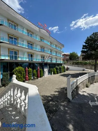 Hotel Restaurant Real - Image 1