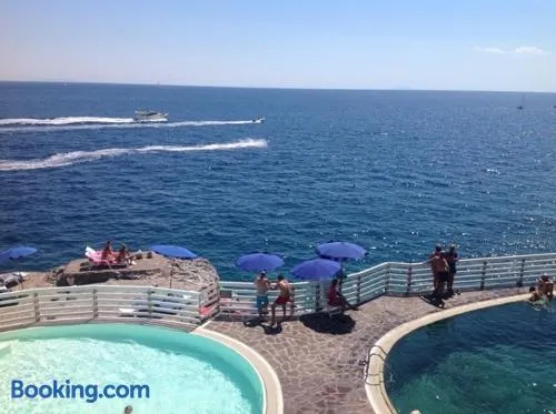 La grande terrazza di Capo d'Arco - Image 1