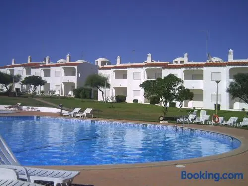 Apt com piscina em Alporchinhos - Image 1