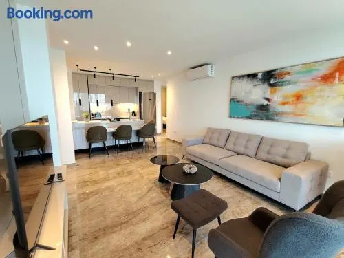Zantis Executive Suites 101 - Image 1