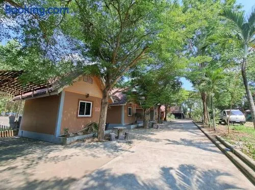 คันทรี รีสอร์ท - Image 1