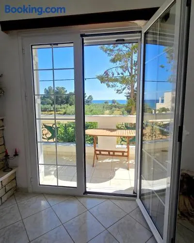 Annie's summer house - Image 1