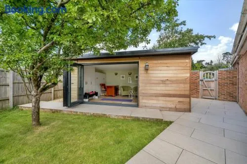 The Garden Studio - Image 1