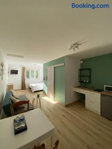 Les studios du village VIRIAT - Image 1