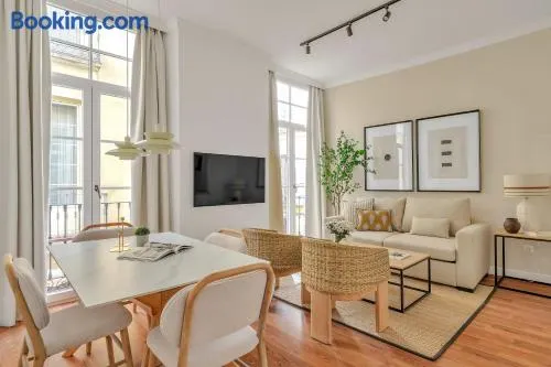 Minimal Rooms by ELE Apartments - Image 1