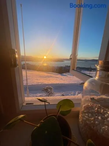 Cozy older house in scenic surroundings - Image 1