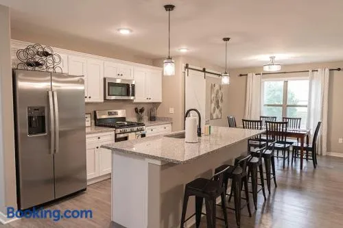 Brand New 3 Bedroom! - Image 1