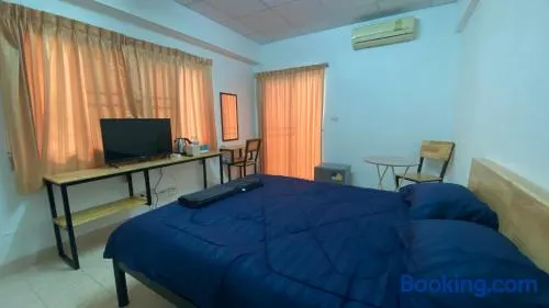 ธนทรัพย์อพาร์ทเม้นท์ Room01 - Image 1