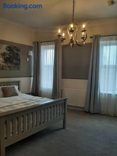 Stonehouse Apartment - Image 1