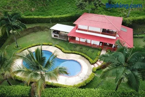 Casa Campestre Privada El Reposo con piscina y WIFI - Image 1
