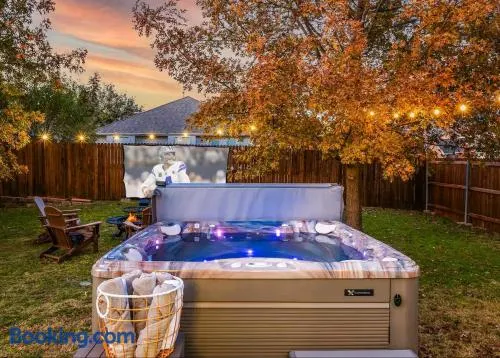 Rustic Charm and Blue Style home with hot tub - Image 1