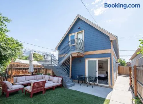 Cozy Urban Retreat, 2BR Near Downtown Denver - Image 1