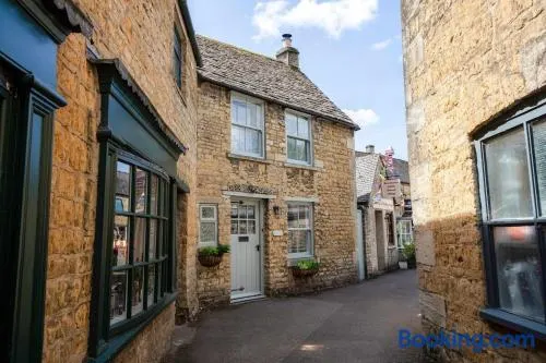 Inglenook Cottage - Image 1