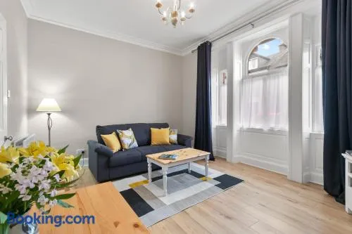 Bay Apartment - Image 1