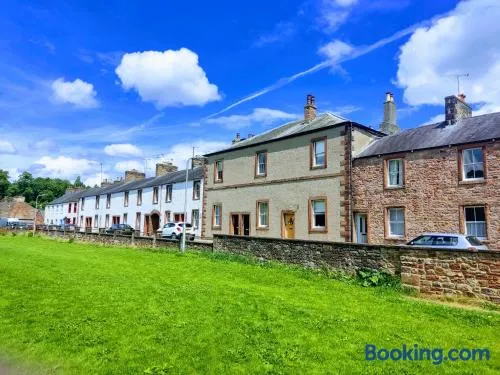 Eden house - Image 1