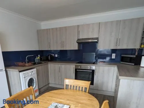 2 Bedroom Townhouse on NC500, Wick, Highland - Image 1