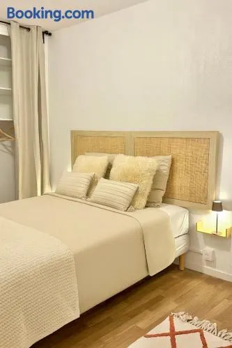 Appart cosy a 5mn Gares Lille, parking gratuit - Image 1