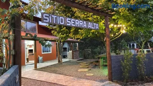 Sítio Familiar Serra Alta - Image 1