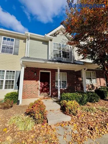 Urban Nova Stay - Perfectly located Greensboro - Image 1