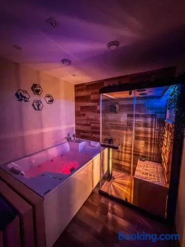 Vila Bašić Vlašić MEDO Spa Apartman Sauna & Jacuzzi - Image 1
