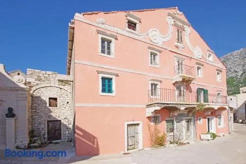 Villa Igrane - Image 1