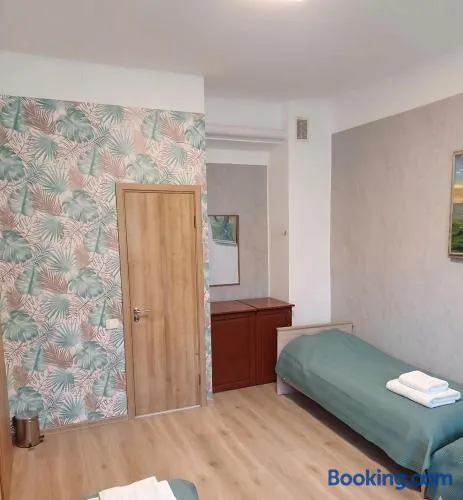 Green Oaks Private Rooms with Private Shower - Image 1
