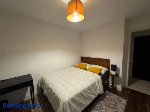 Cozy Double Room in a Quiet Estate Near Airport and Blanchardstown - Image 1