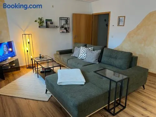 Ferienwohnung Elsterveilchen 100 m bis zur Soletherme und Theater - Image 1