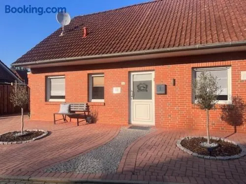 Familienfreundliches Ferienhaus mit Garten, Grill und Terrasse | Haustiere erlaubt - Image 1