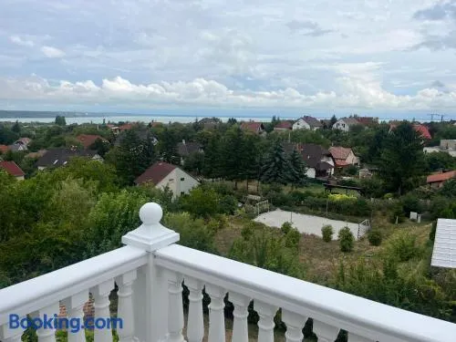 Balatonalmádi Pipacs Villa - Image 1