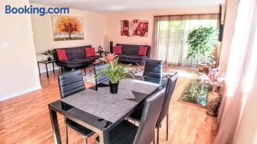 Double Suite Santa Monica - Free Parking - Image 1
