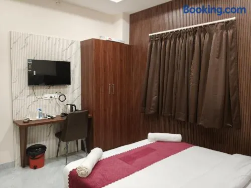Hotel Anand Palace & Restuarants - Image 1