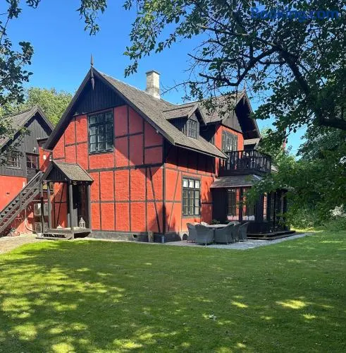 Beautiful Villa in Klampenborg - Image 1