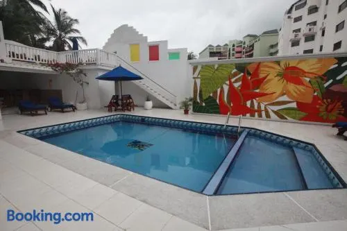 Apartamento de tres habitaciones en zona centro de San Andrés Islas - Edificio Comodoro 203 - Image 1