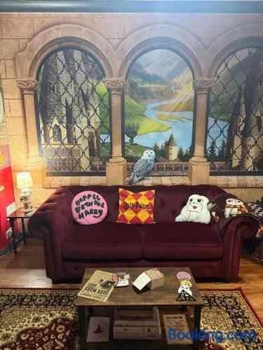 Gryffindor Common Room- Warner Bros Studios & London - Image 1