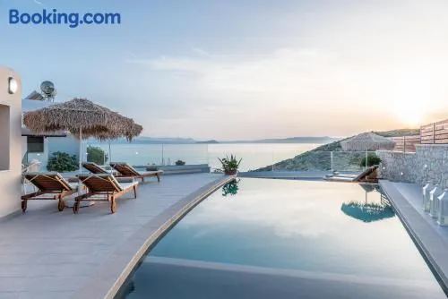 Alianthos Villa - Image 1