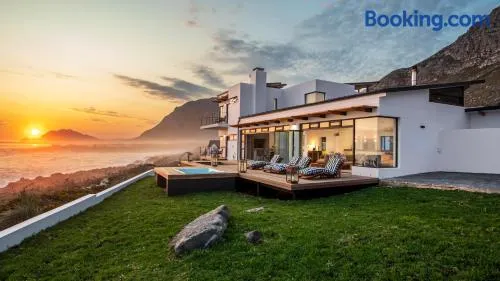 Ontherocksbb Solar Powered Guesthouse And Ocean Lodge - Image 1
