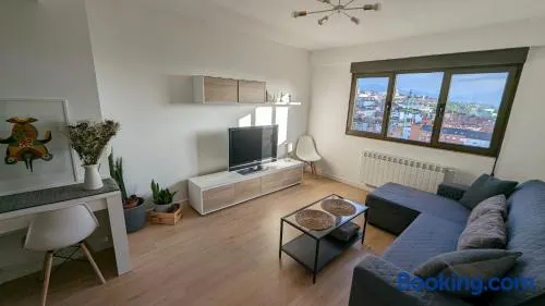 Apartamento LOS VEGA- parking privado - Image 1
