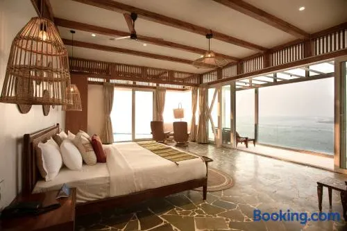 SaffronStays Athaang - Image 1