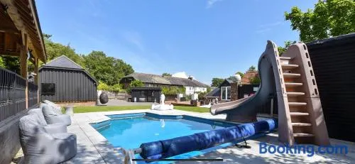 Luxury private estate summer winter 32c heated pool & hot tub bar stay deal kent - Image 1