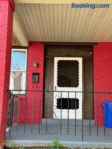 Beautiful House for Rent - Image 1